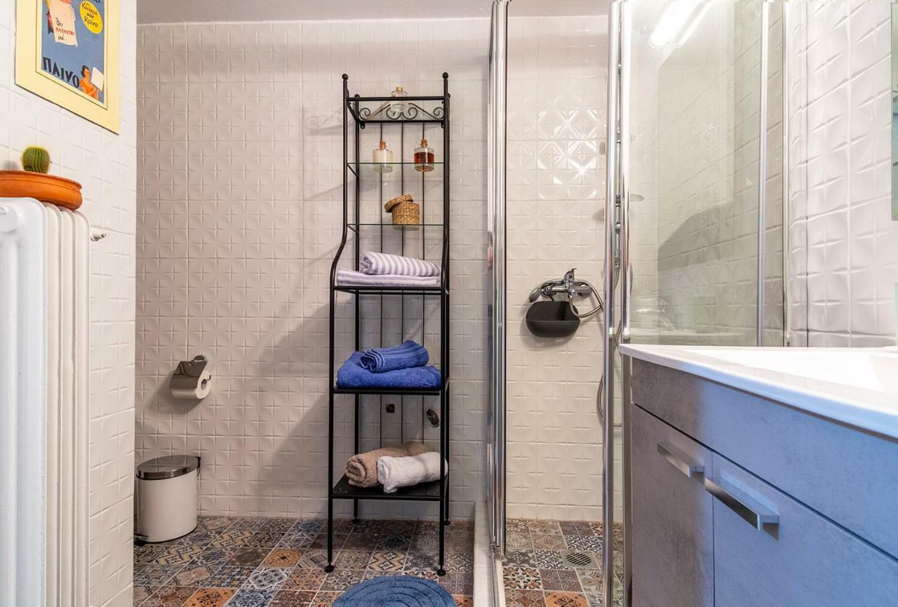 Colourful Apt,Airport Line,6 Min Metro,300 Mbps! Appartement Athene Buitenkant foto