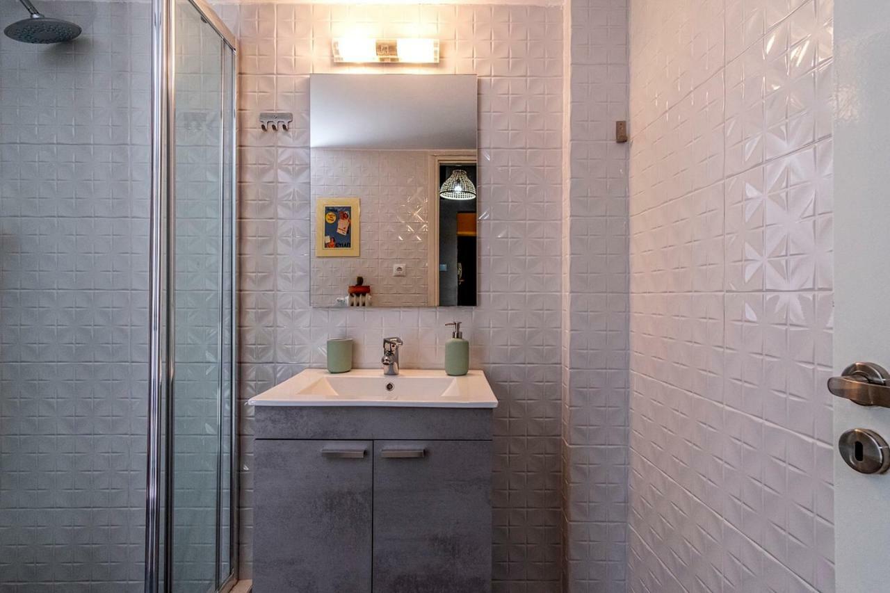 Colourful Apt,Airport Line,6 Min Metro,300 Mbps! Appartement Athene Buitenkant foto